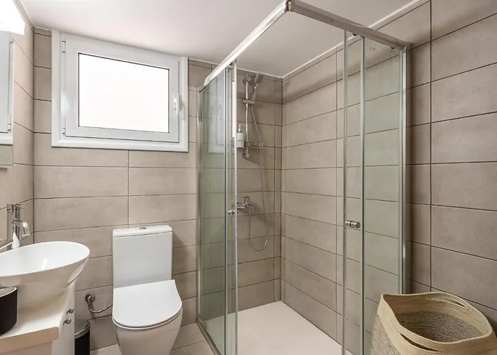 Arty Haven - Spacious 3-br House In דירה