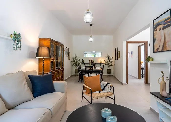 דירה Arty Haven - Spacious 3-br House In