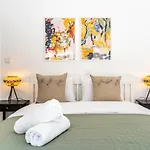 Arty Haven - Spacious 3-br House In *
